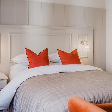 The Yorkshire Unicorn Hotel Скиптън Екстериор снимка
