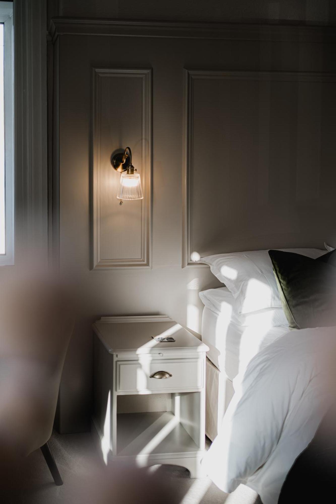 The Yorkshire Unicorn Hotel Скиптън Екстериор снимка
