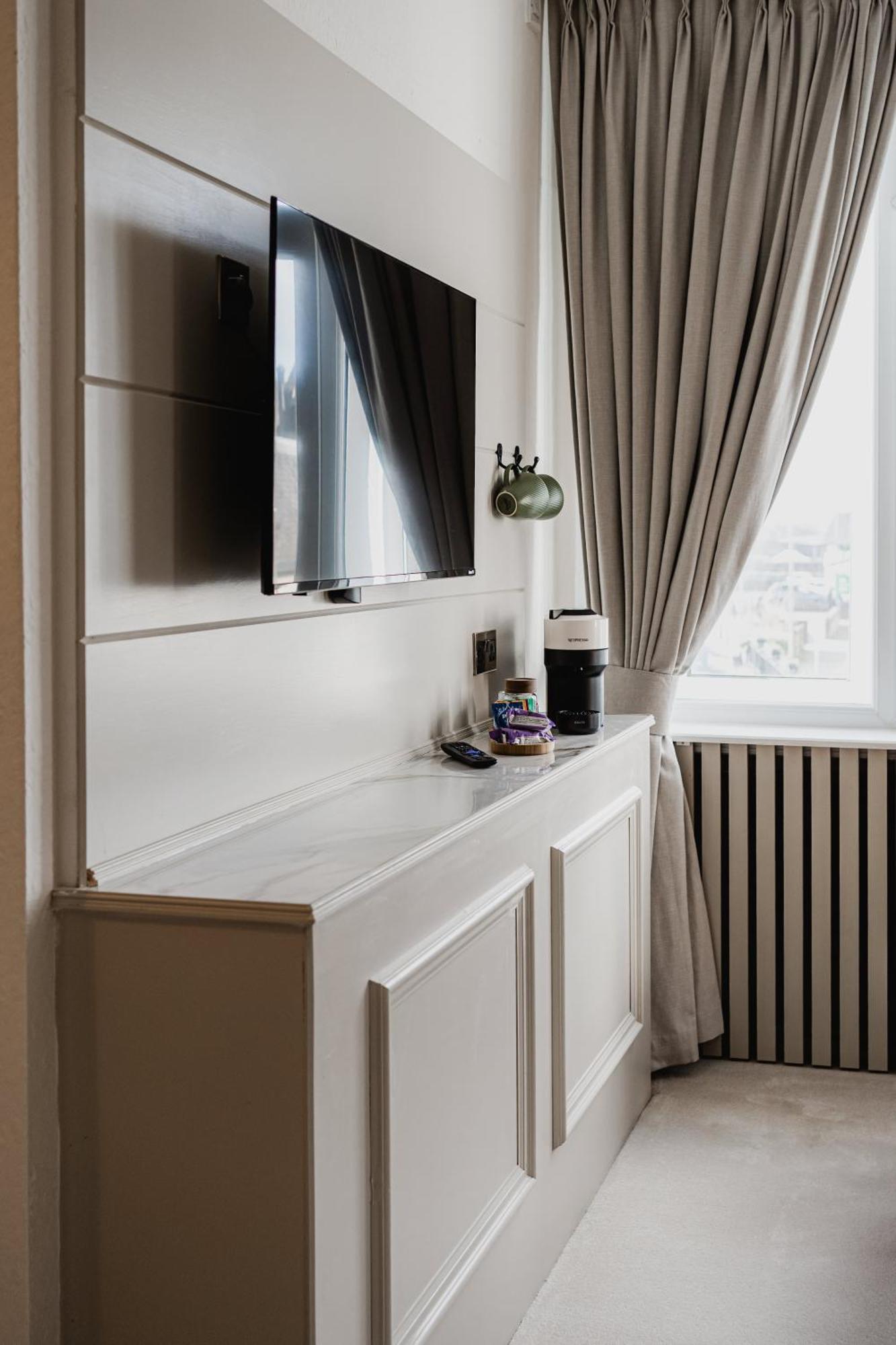 The Yorkshire Unicorn Hotel Скиптън Екстериор снимка