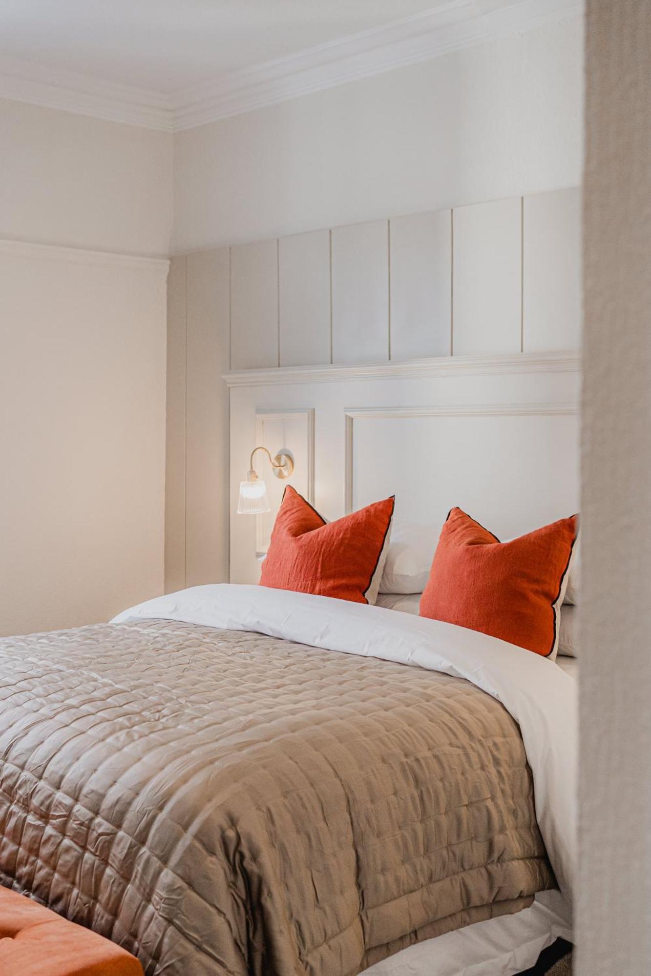 The Yorkshire Unicorn Hotel Скиптън Екстериор снимка