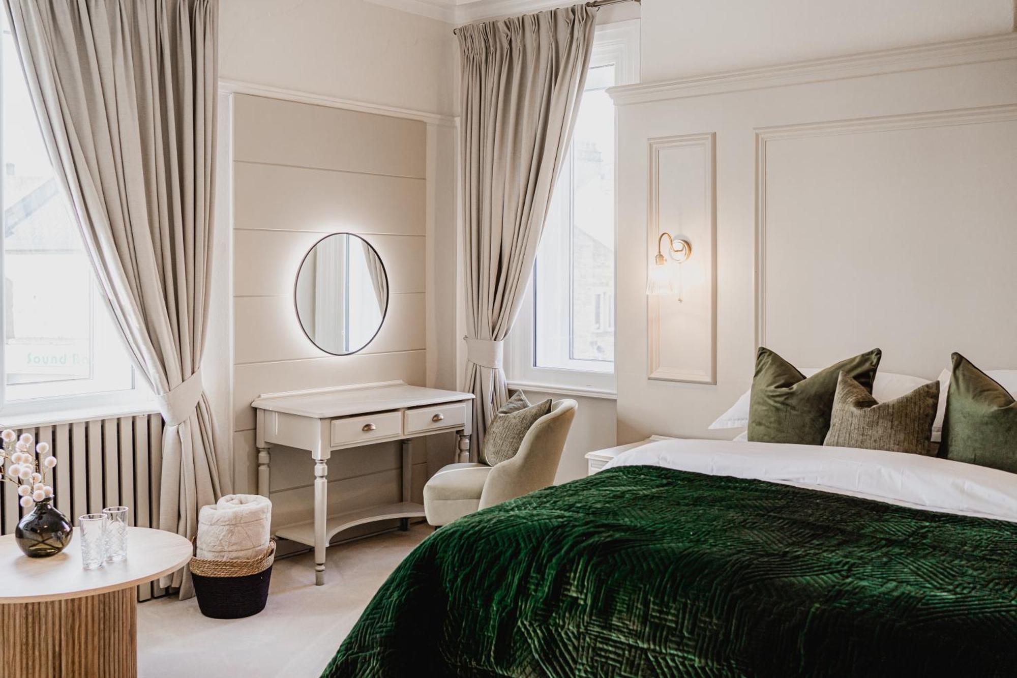 The Yorkshire Unicorn Hotel Скиптън Екстериор снимка