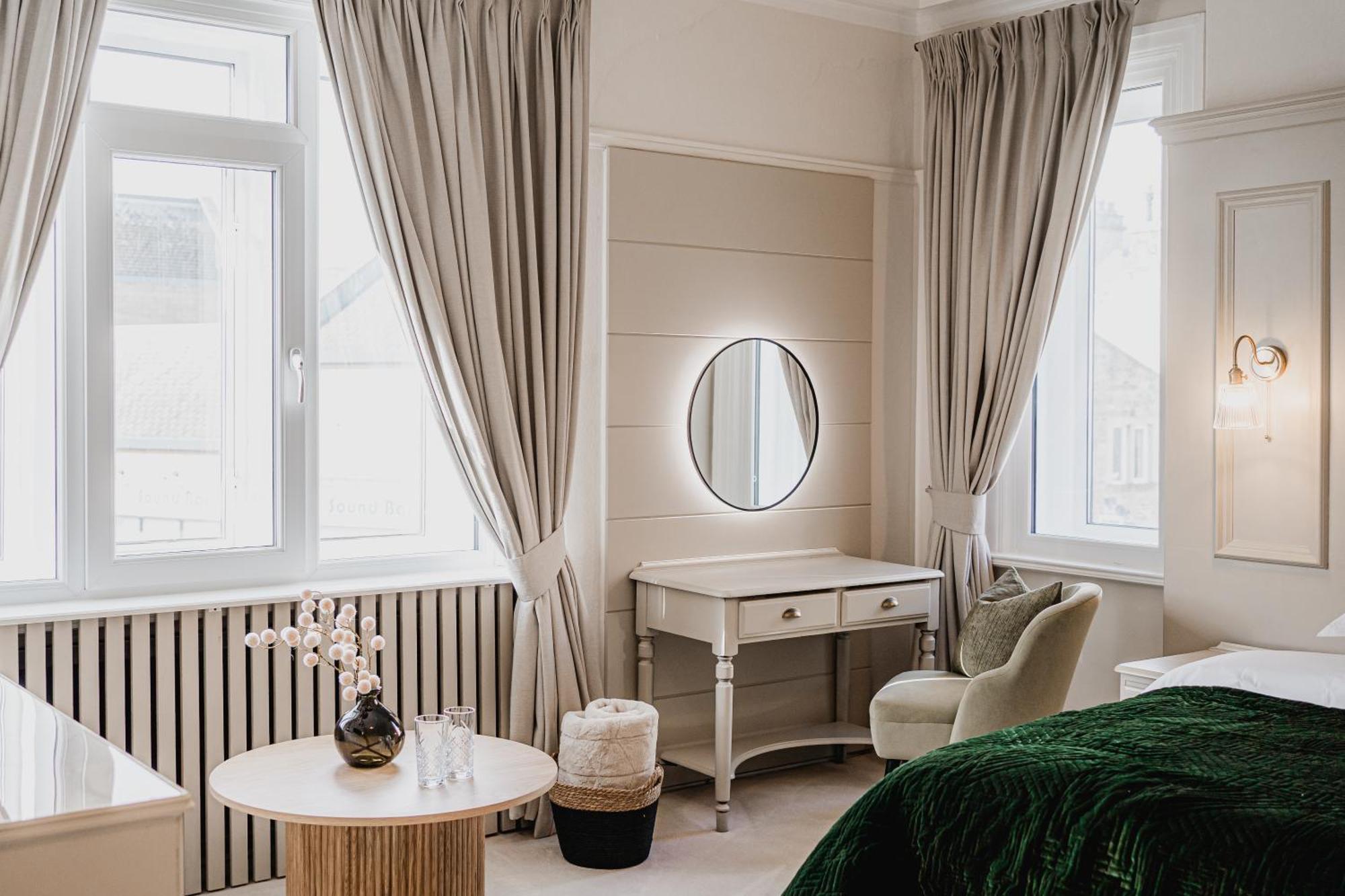 The Yorkshire Unicorn Hotel Скиптън Екстериор снимка